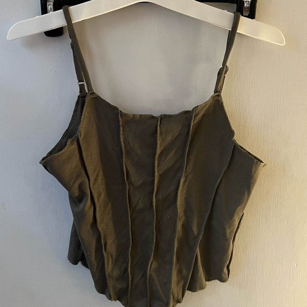 Green crop top